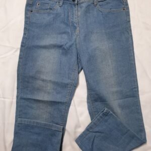 DENIM CROP UK10