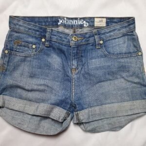 JOHNNIE B UK10