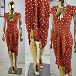 .PRETTY LITTLE THING UK4
