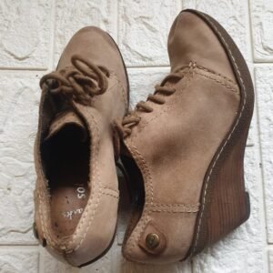 .CLARKS UK4,EUR 37