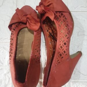 DUNNES EUR38,UK5