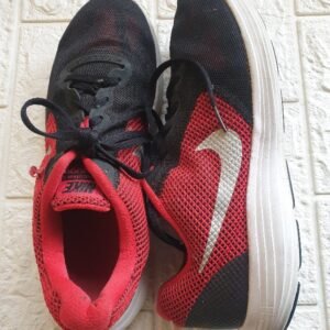 NIKE REVOLUTION EUR46,UK11