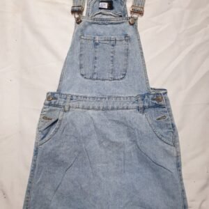 F & F UK8