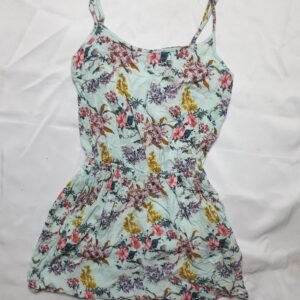 H & M UK8
