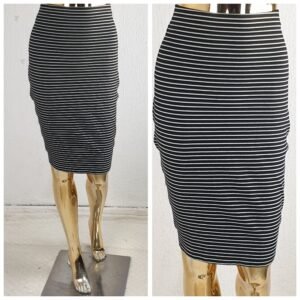 .RIVER ISLAND UK12