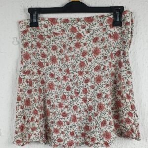 H & M UK8