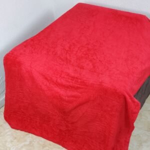 .RED SOFT FLUFFY BLANKET