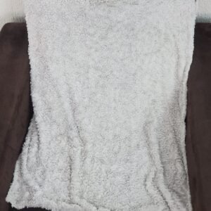 GREY FLUFFY FUR BLANKET