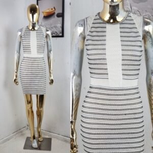 RIVER ISLAND UK10