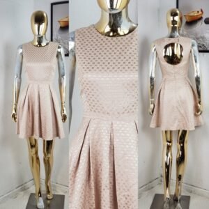 .SPOTLIGHT BY WAREHOUSE UK10