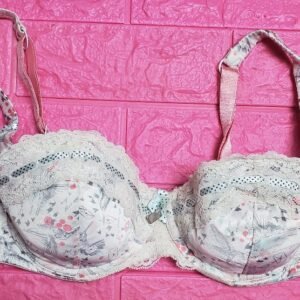 .DEBAHAMS 32D