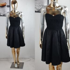 .H & M UK12