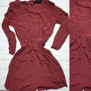 RIVER ISLAND UK8